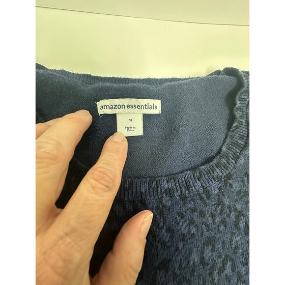 Amazon Essentials Women’s Leopard Print Sweater - Size M - Picture 5 of 8